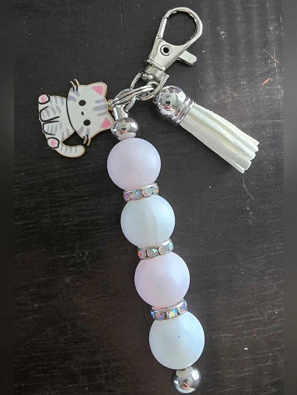 Cute Cat Tassel Keychain with Iridescent White Beads